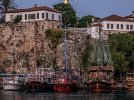 Antalija kao savršena destinacija za ženski odmor